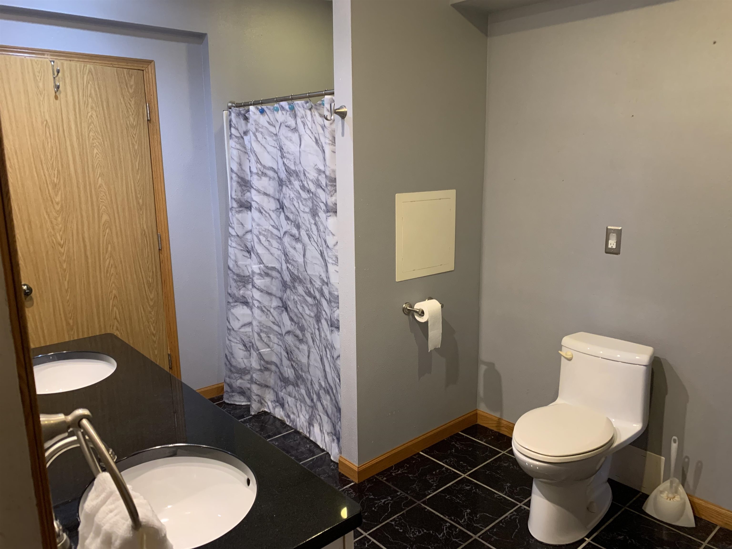 641 South Center Street Beaver Dam, WI 53916 - Photo 26 of 51
