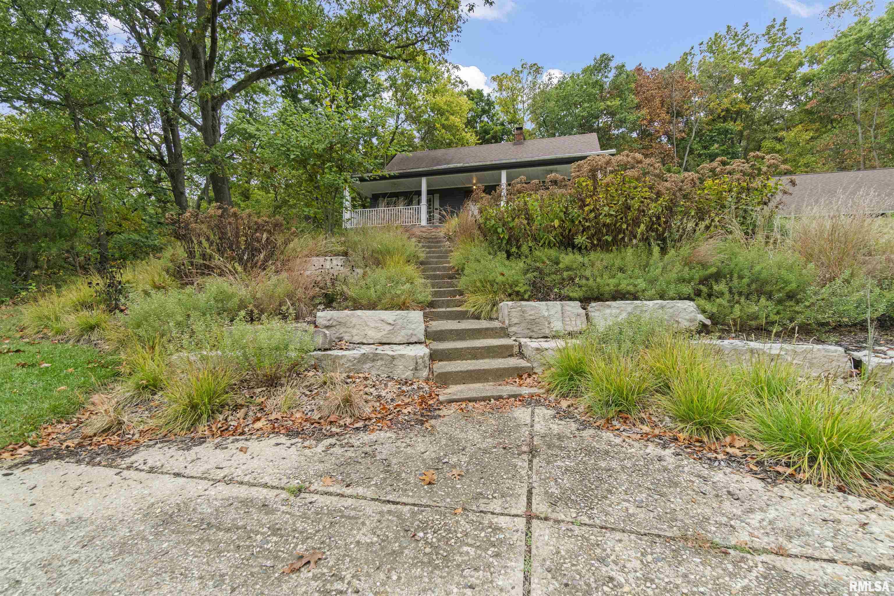 1227 East Hallock Hollow Road Chillicothe, IL 61523 - Photo 14 of 53