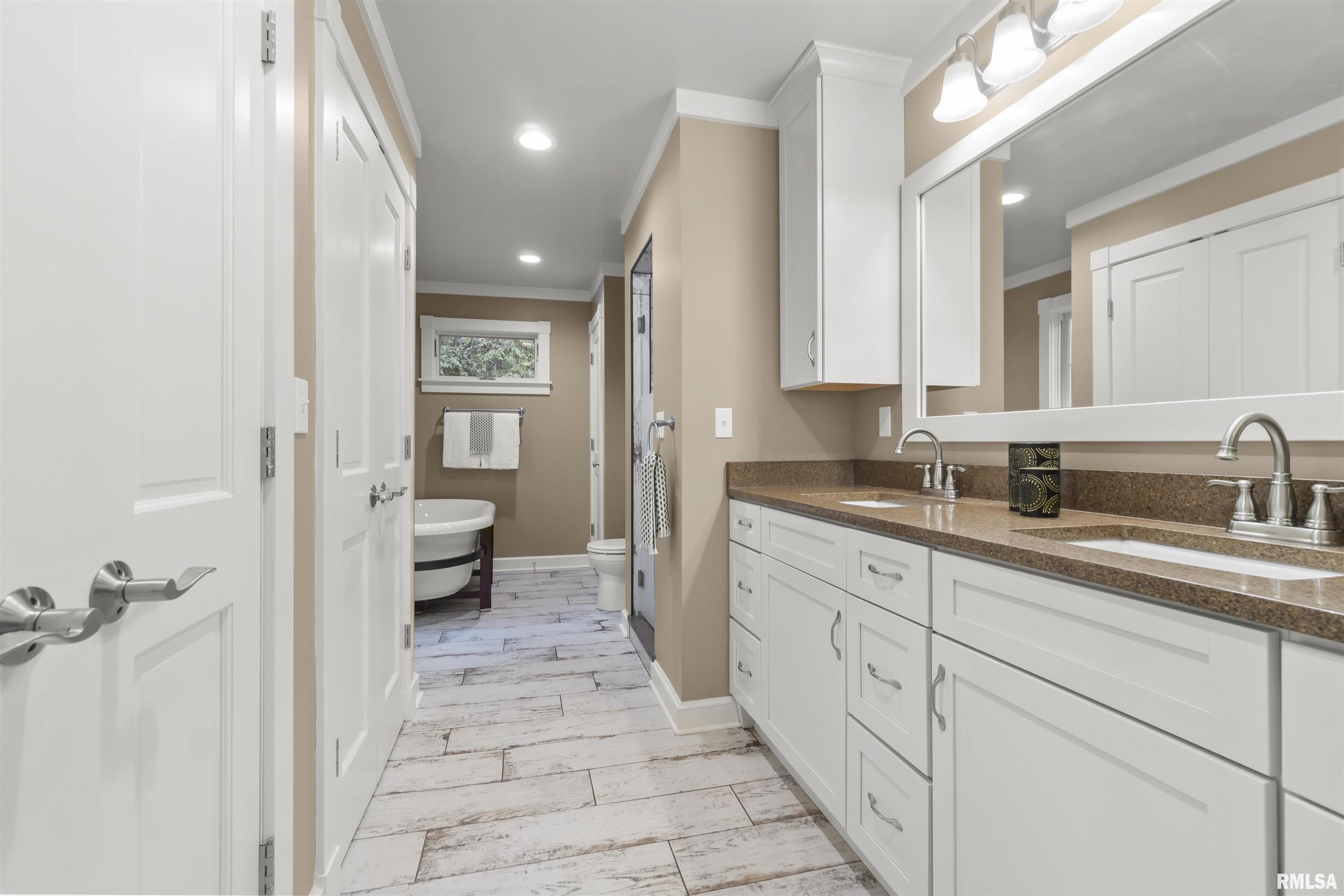 1227 East Hallock Hollow Road Chillicothe, IL 61523 - Photo 34 of 53