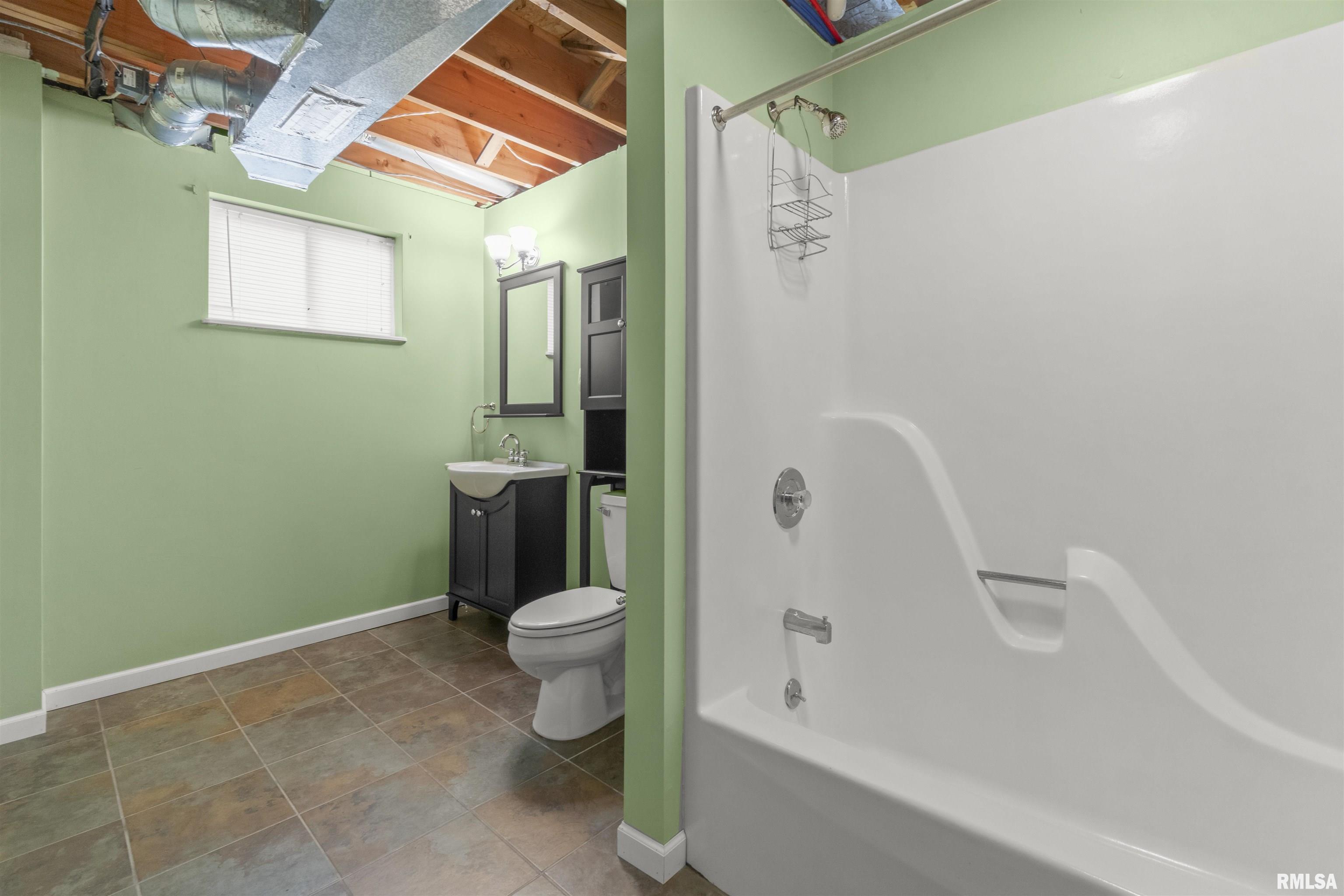 1227 East Hallock Hollow Road Chillicothe, IL 61523 - Photo 47 of 53