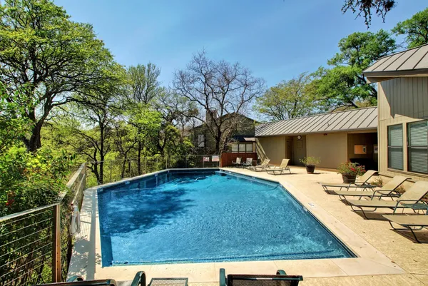 $3,200 | 1821 Westlake Drive, Unit 109, Austin, TX 78746