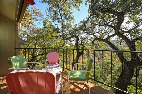 $3,200 | 1821 Westlake Drive, Unit 109, Austin, TX 78746