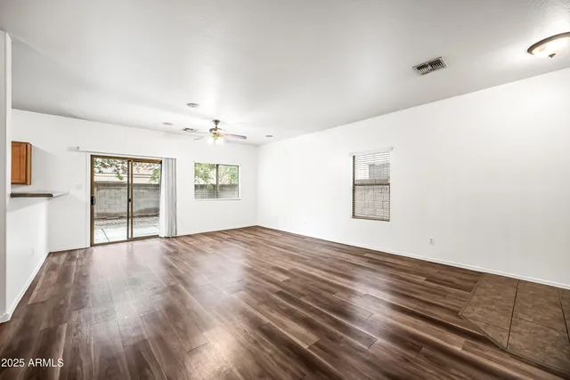 $1,895 | 7026 Cesar Street, Peoria, AZ 85345