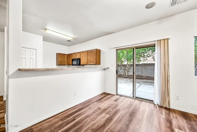 $1,895 | 7026 Cesar Street, Peoria, AZ 85345