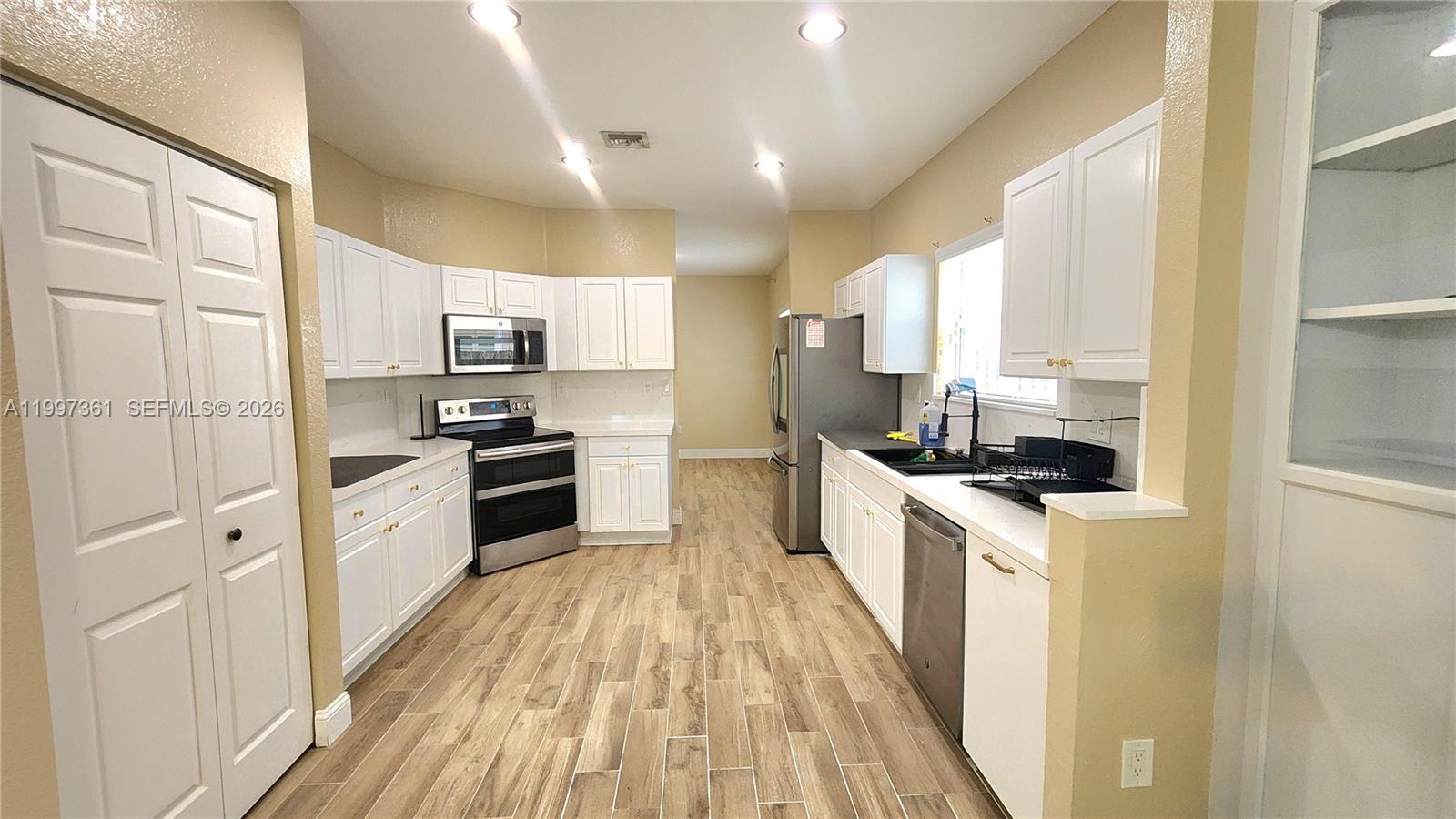 343 Northeast 36th Terrace Homestead, FL 33033 - Photo 24 of 50