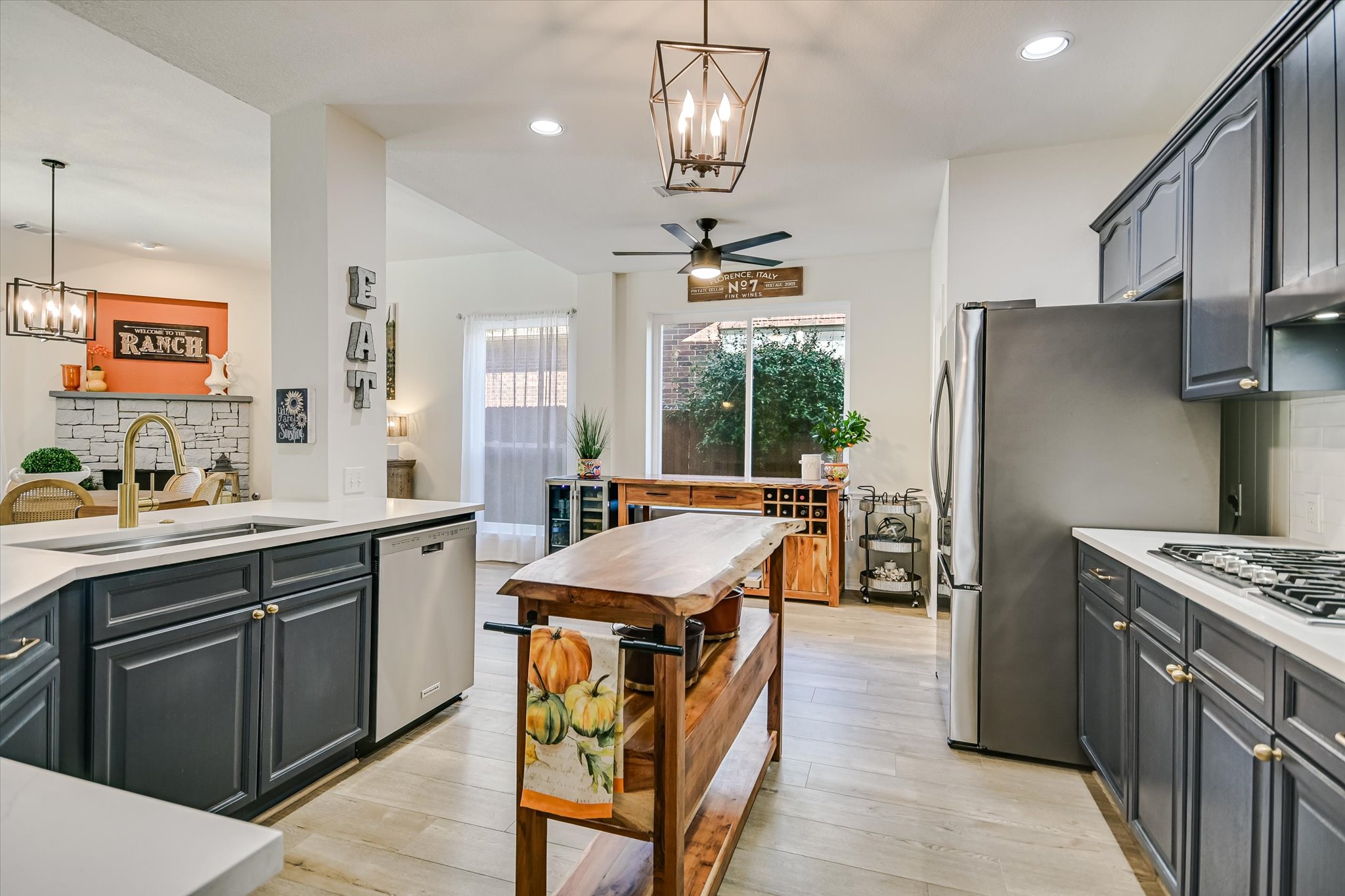 2900 Grimes Ranch Road Austin, TX 78732 - Photo 10 of 38 Generous counter space makes this kitchen ideal for both everyday meals and entertaining.