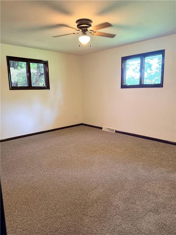 207 Munntown Road Eighty Four, PA 15330 - Photo 13 of 19