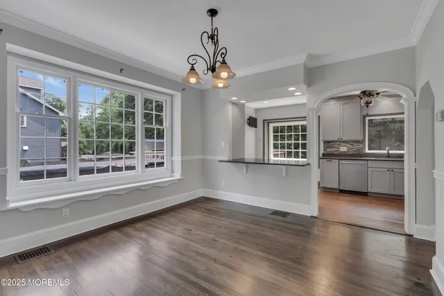 $4,700 | 18 Middletown Avenue, Atlantic Highlands, NJ 07716