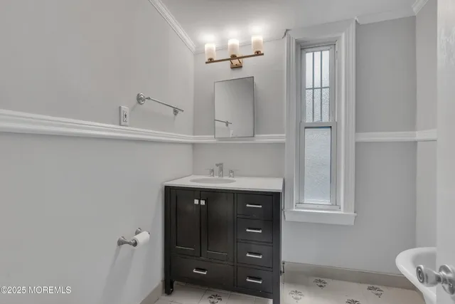 $4,700 | 18 Middletown Avenue, Atlantic Highlands, NJ 07716