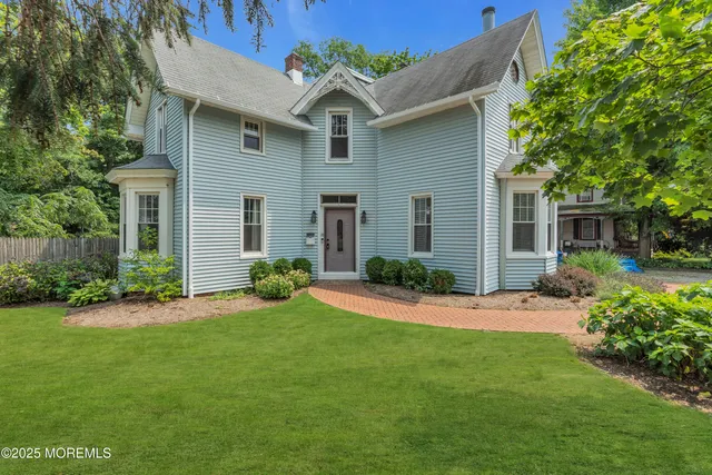 $4,700 | 18 Middletown Avenue, Atlantic Highlands, NJ 07716