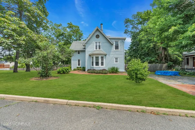 $4,700 | 18 Middletown Avenue, Atlantic Highlands, NJ 07716