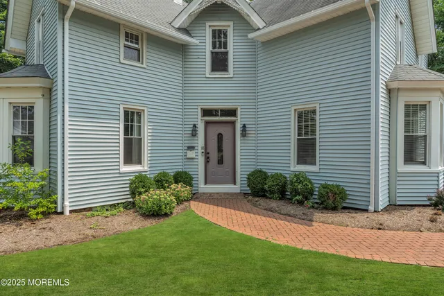 $4,700 | 18 Middletown Avenue, Atlantic Highlands, NJ 07716