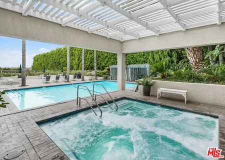 $765,000 | 1131 Alta Loma Road, Unit 207, West Hollywood, CA 90069