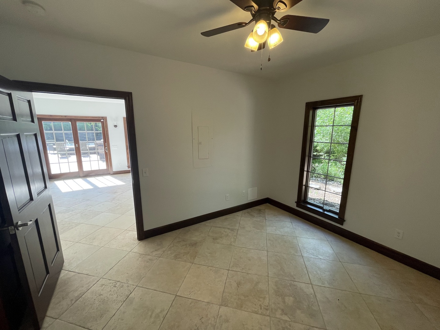 9482 Abbey Way Downs, IL 61736 - Photo 67 of 93 a view of an empty room with a window