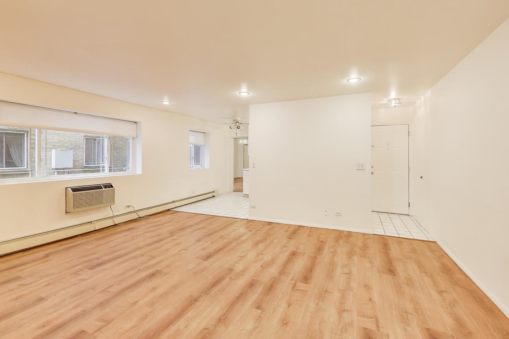 5400 North Sheridan Road, Unit 210 Chicago, IL 60640 - Photo 11 of 14