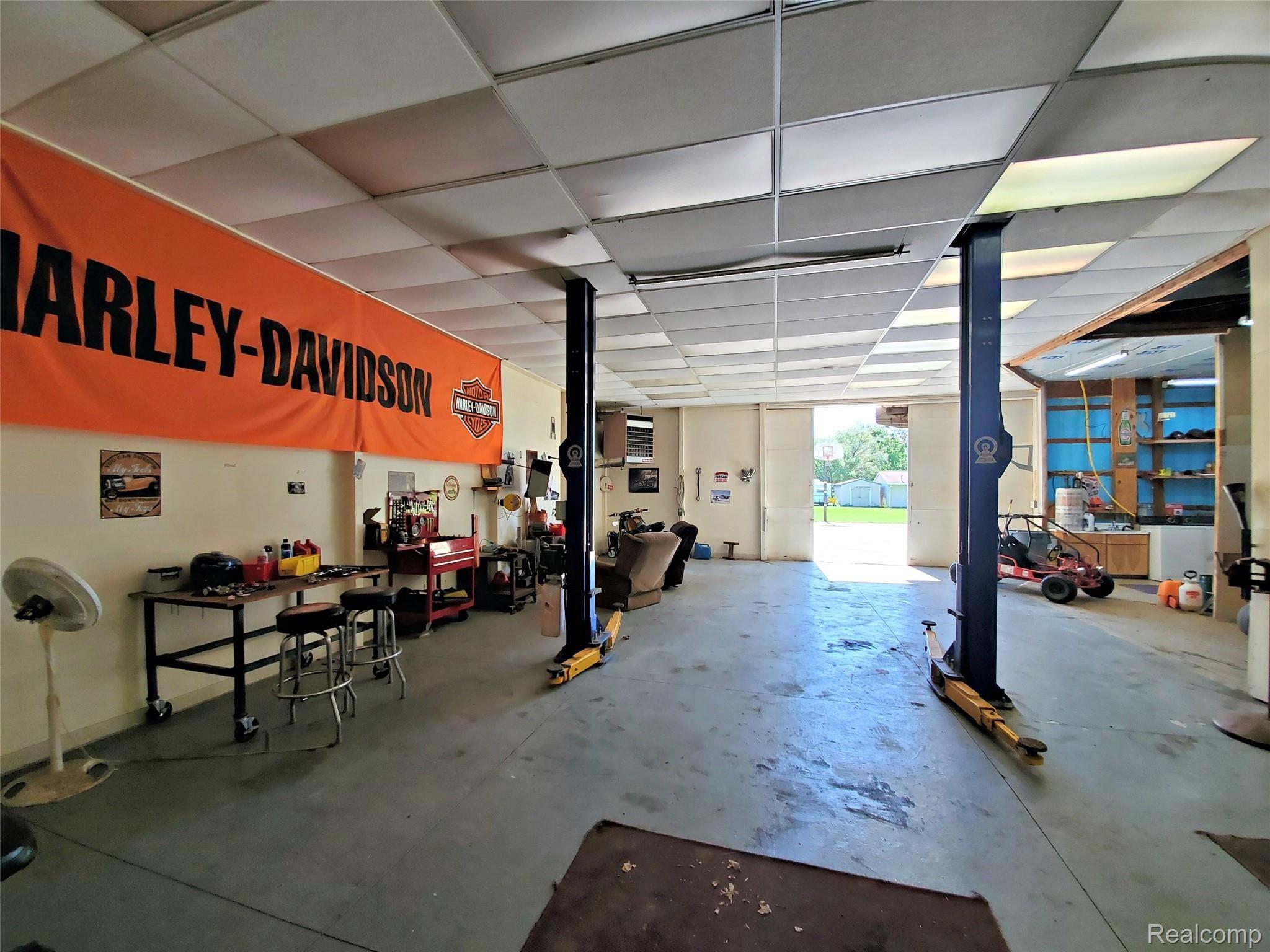 2405 South Vassar Road Davison, MI 48423 - Photo 40 of 54 40.jpg