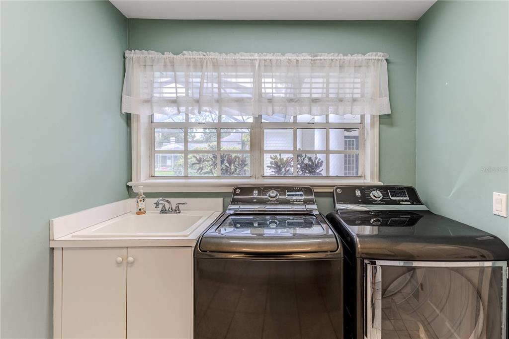 7512 Oak Tree Lane Spring Hill, FL 34607 - Photo 46 of 89