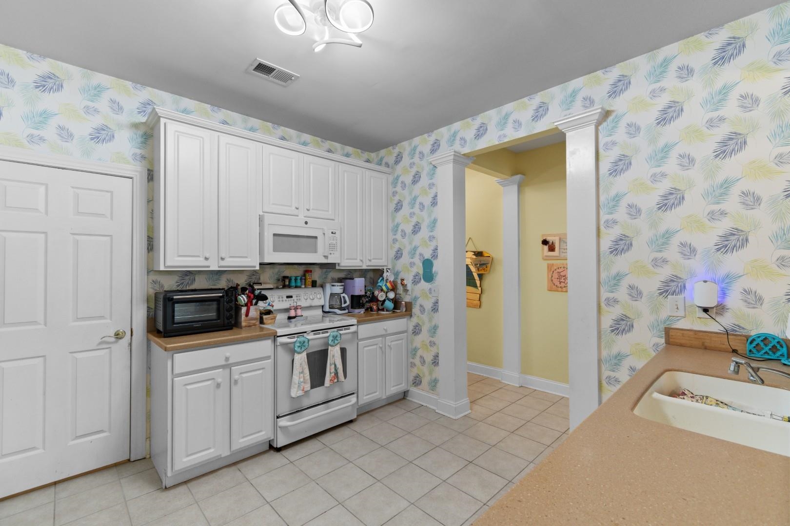 700 Pickering Drive, Unit 202 Murrells Inlet, SC 29576 - Photo 5 of 37