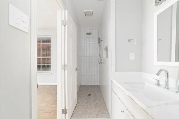 $2,250 | 1516 Park Street, Unit B, Houston, TX 77019