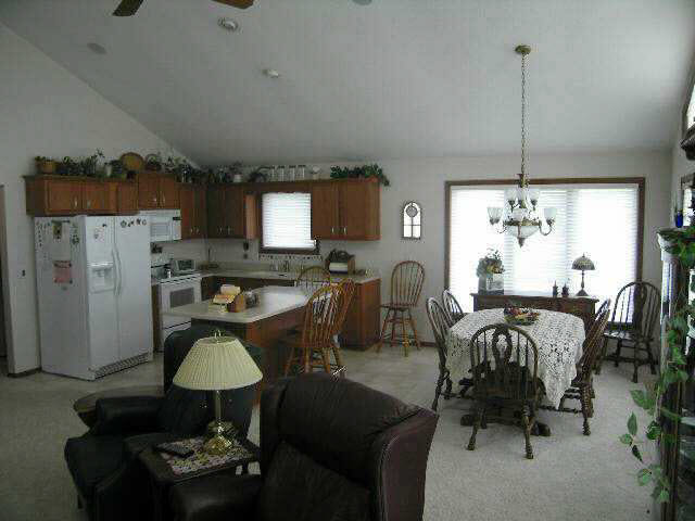 3265 West Sycamore Beach Road Angola, IN 46703 - Photo 7 of 9 Gallery Image 7