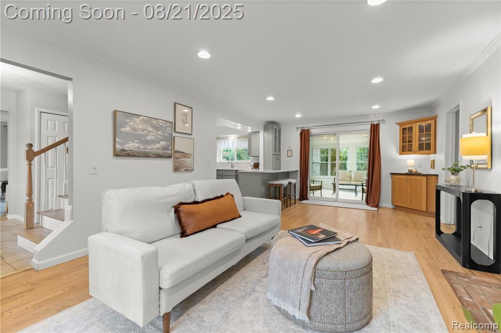 31472 Sunset Drive Beverly Hills, MI 48025 - Photo 9 of 50