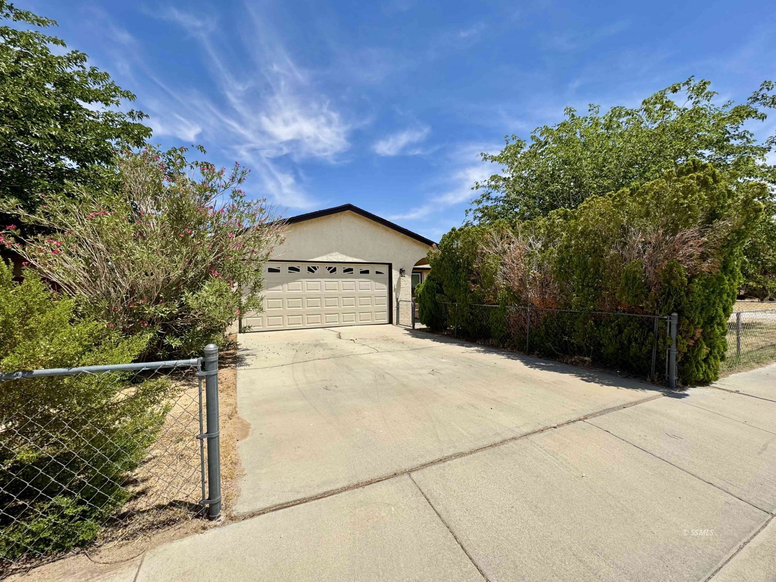 1144 West Coronado Avenue Ridgecrest, CA 93555 - Photo 6 of 33