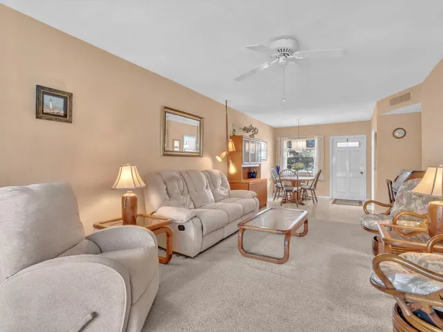 $115,000 | 300 Northeast 20th Street, Unit 605, Boca Raton, FL 33431