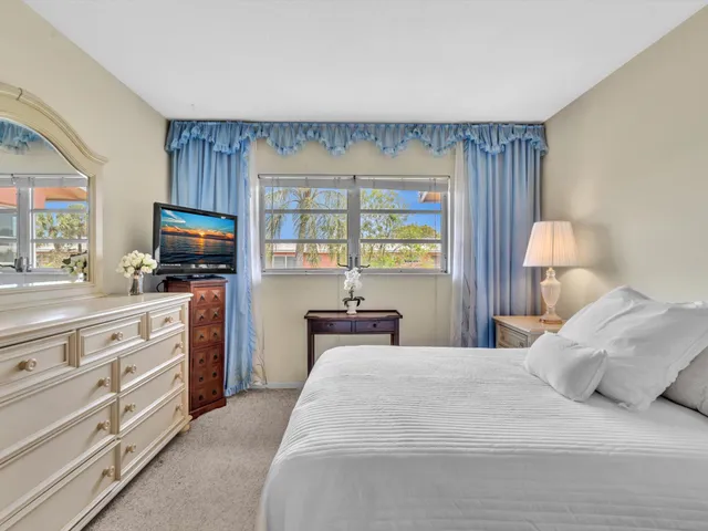 $115,000 | 300 Northeast 20th Street, Unit 605, Boca Raton, FL 33431