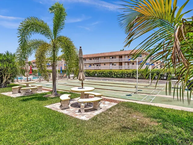 $115,000 | 300 Northeast 20th Street, Unit 605, Boca Raton, FL 33431