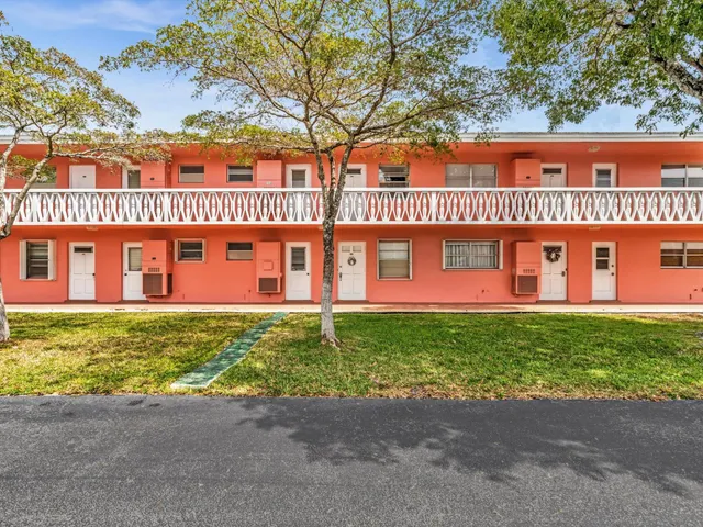 $115,000 | 300 Northeast 20th Street, Unit 605, Boca Raton, FL 33431