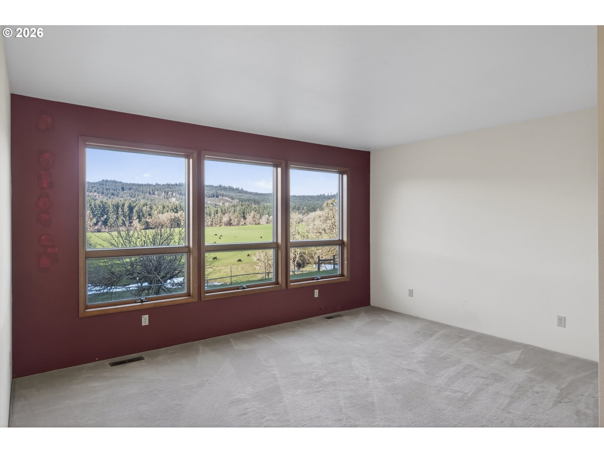 4055 Henderer Road Elkton, OR 97436 - Photo 4 of 48 Gallery Image 4