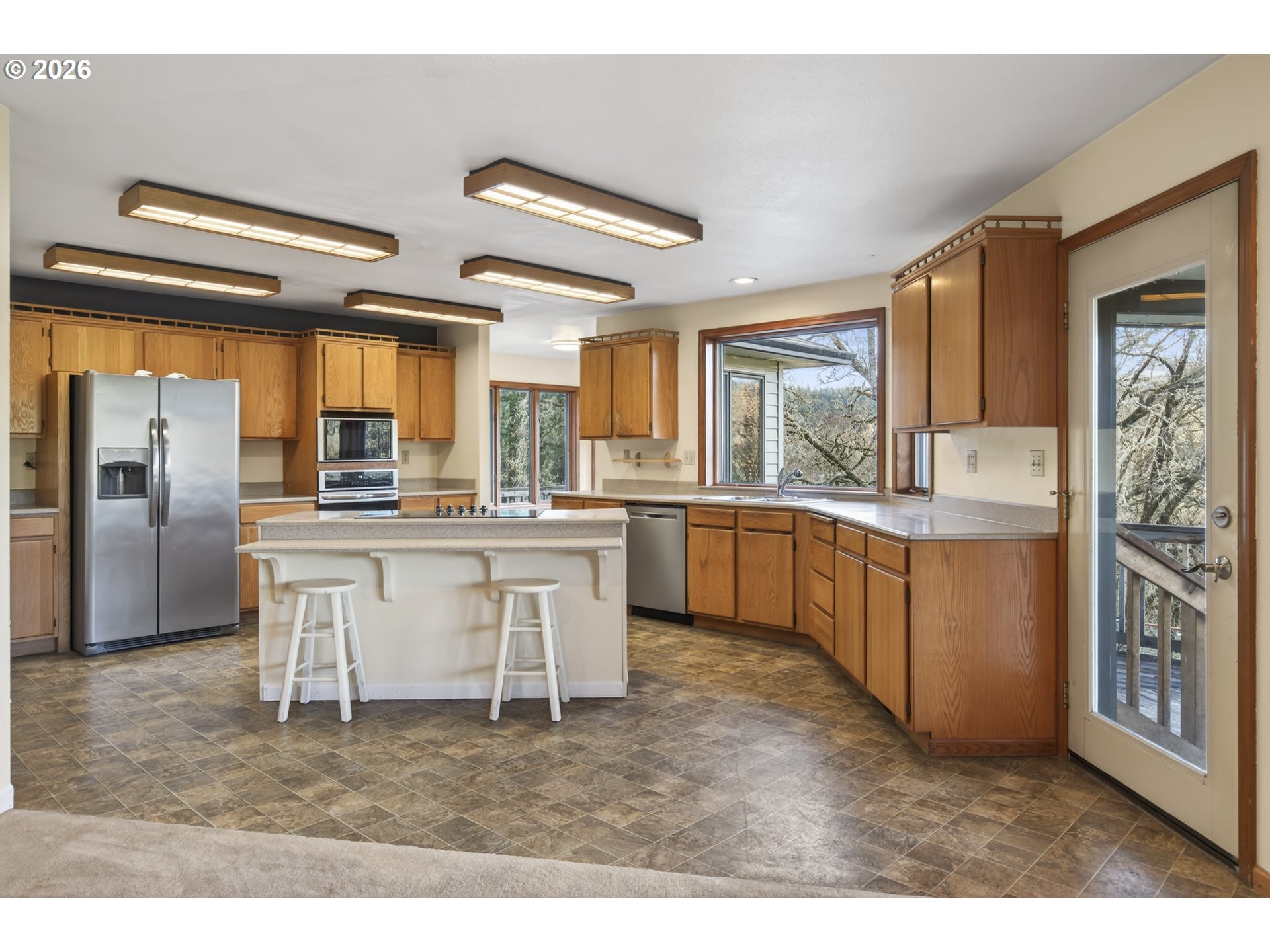 4055 Henderer Road Elkton, OR 97436 - Photo 8 of 48 Gallery Image 8