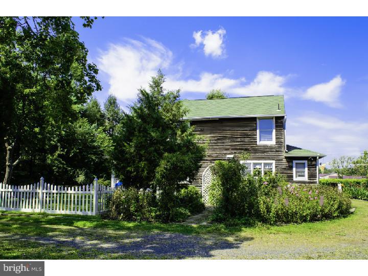 394 Forked Neck Road Shamong, NJ 08088 - Photo 2 of 13 Exterior Side