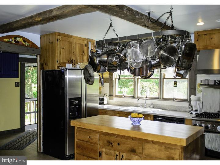 394 Forked Neck Road Shamong, NJ 08088 - Photo 9 of 13 Kitchen