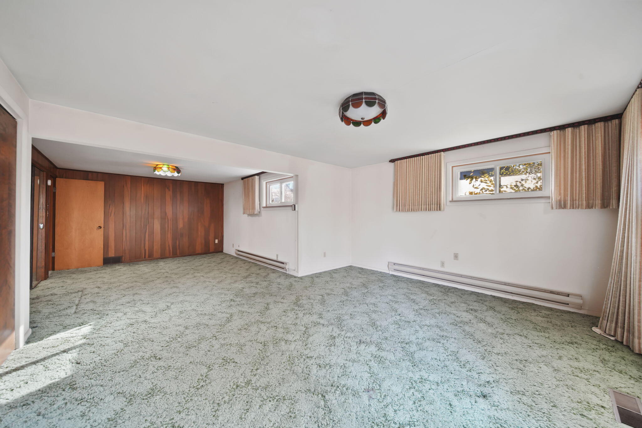 182 Peach Street Jackson, MI 49202 - Photo 5 of 44 5-web-or-mls-DSC01380