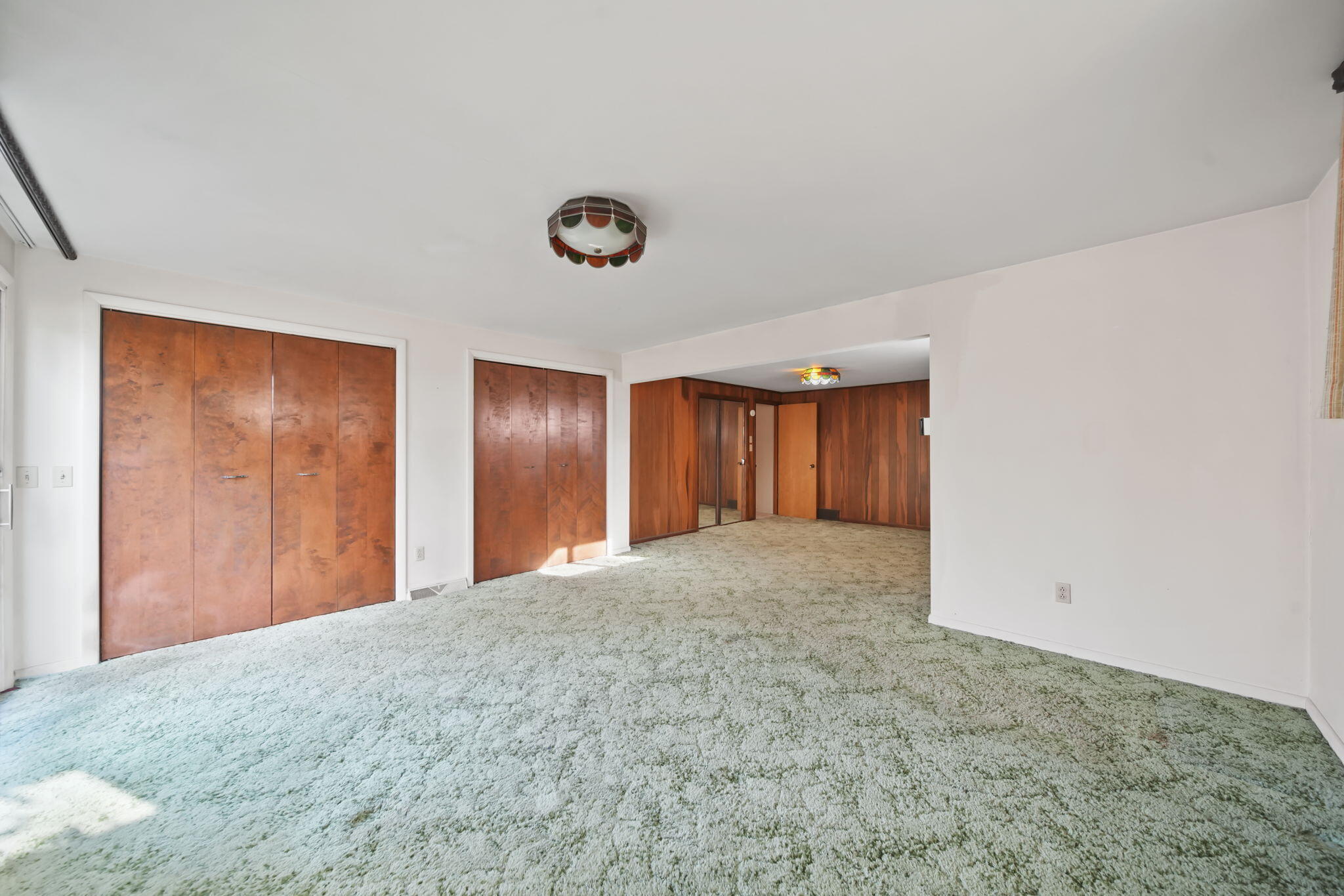 182 Peach Street Jackson, MI 49202 - Photo 9 of 44 9-web-or-mls-DSC01375