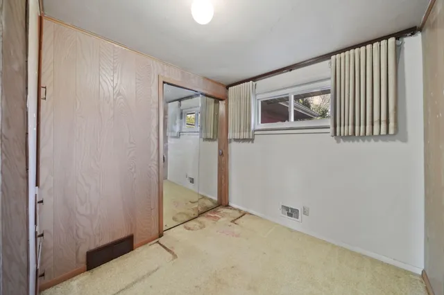 $179,900 | 182 Peach Street, Jackson, MI 49202