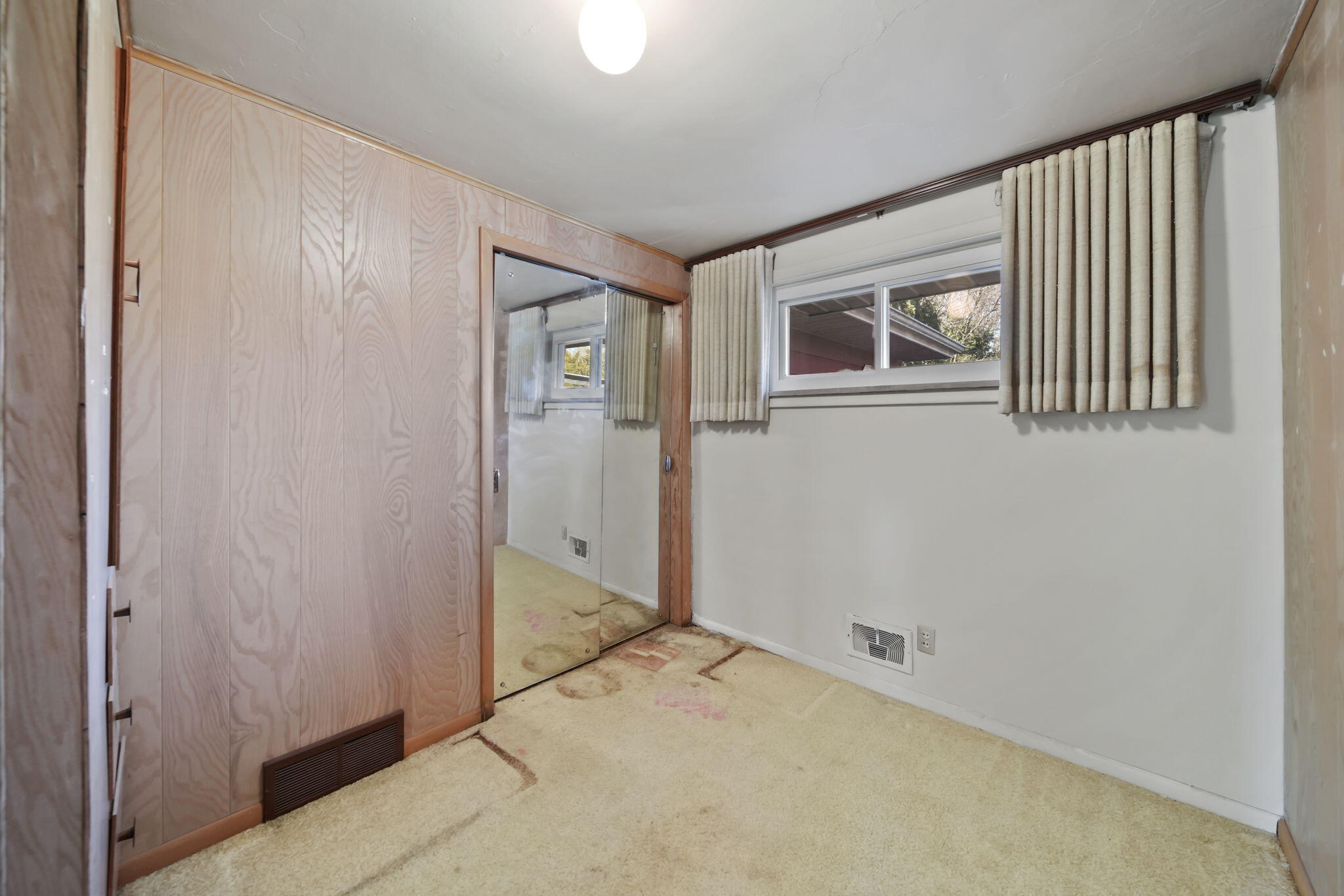 182 Peach Street Jackson, MI 49202 - Photo 10 of 44 10-web-or-mls-DSC01386