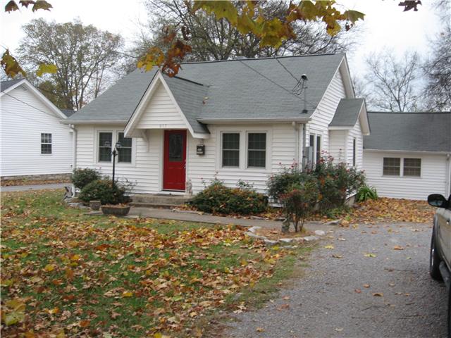917 West Spring Street Lebanon, TN 37087 - Photo 1 of 8 Gallery Image 1