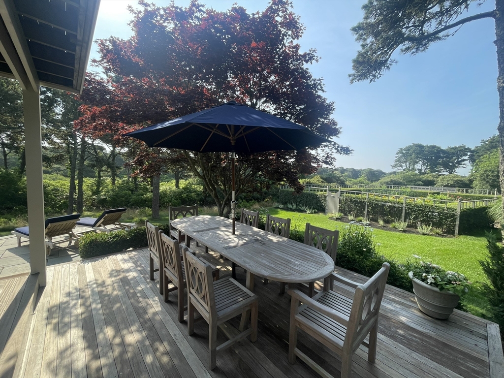 1 A Pochick Avenue Nantucket, MA 02554 - Photo 6 of 41