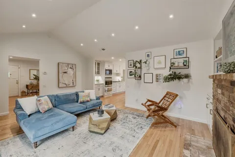 $770,000 | 10427 Sinclair Avenue, Dallas, TX 75218