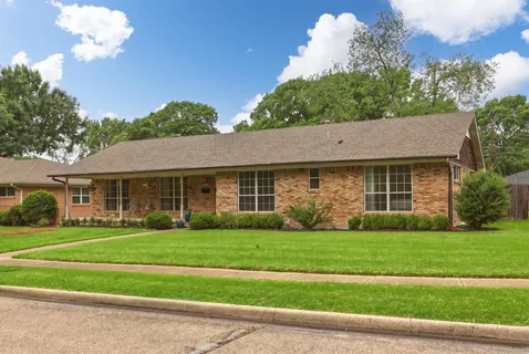 $770,000 | 10427 Sinclair Avenue, Dallas, TX 75218