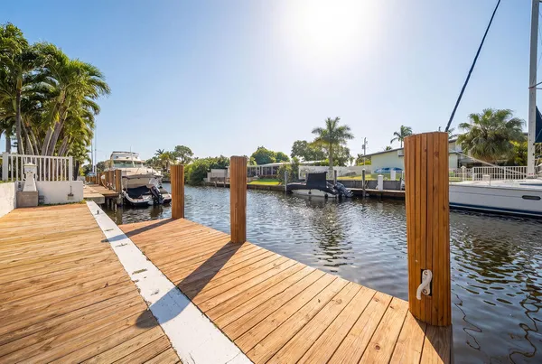 $895,000 | 2524 Nassau Lane, Fort Lauderdale, FL 33312