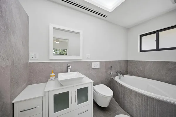 $895,000 | 2524 Nassau Lane, Fort Lauderdale, FL 33312