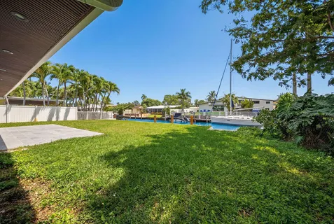 a view of outdoor space yard and patio