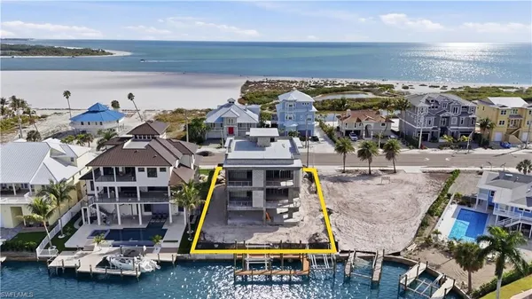 $6,950,000 | 8223 Estero Boulevard, Fort Myers Beach, FL 33931