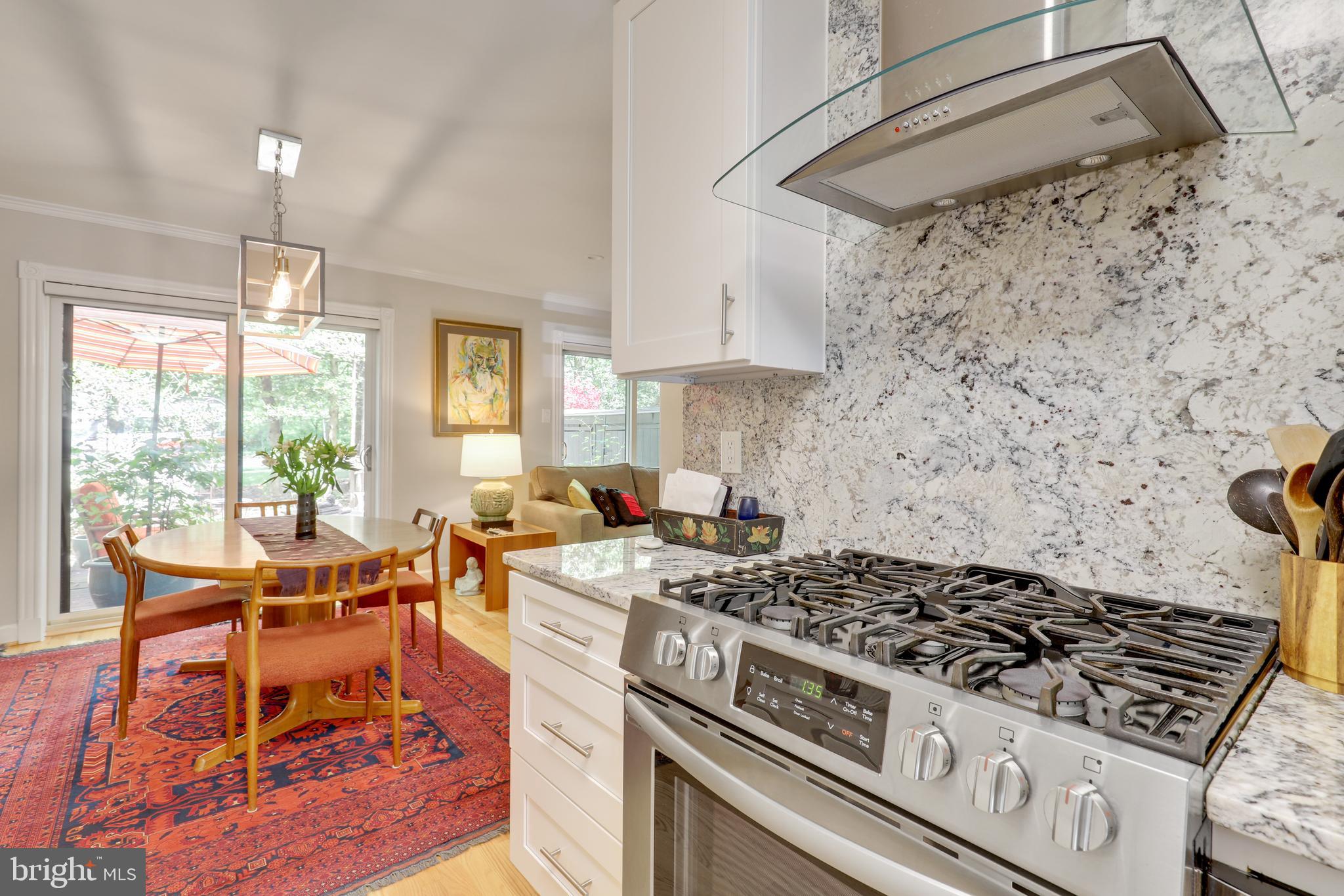 2003 Sarazen Place Reston, VA 20191 - Photo 10 of 33 Gallery Image 10