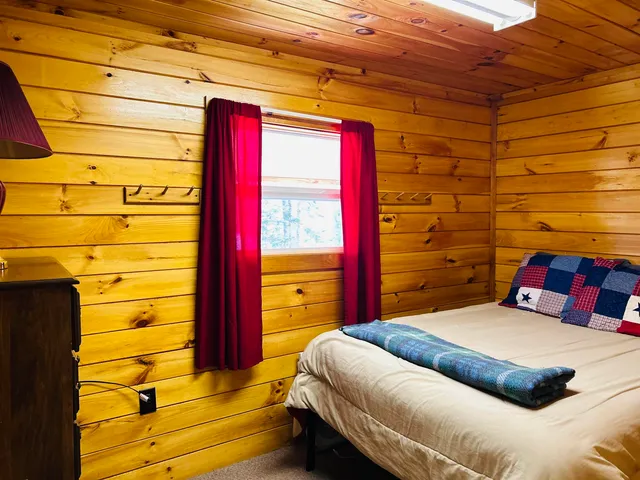 $199,900 | 15 Cone Pass, Pittsburg, NH 03592