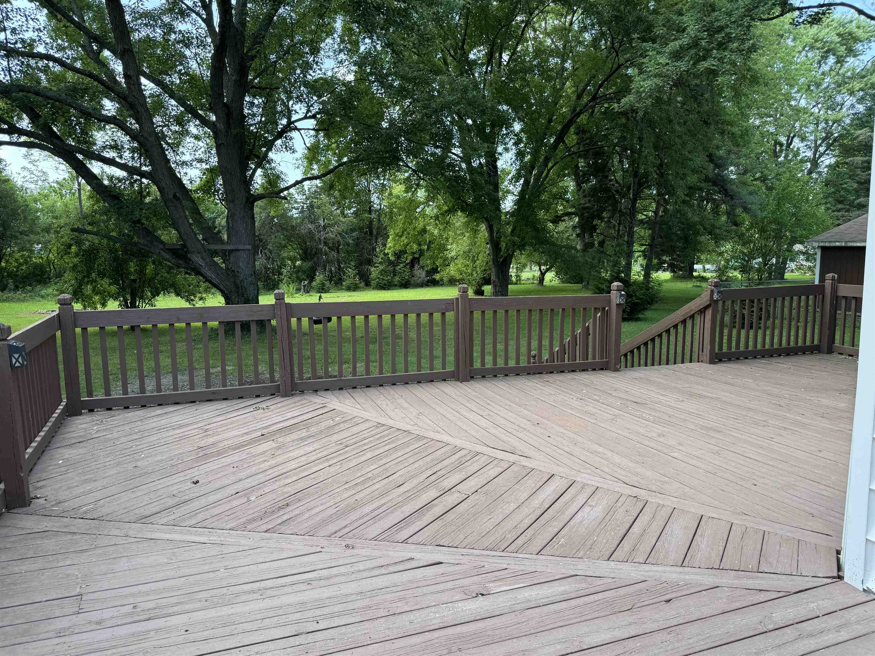 1068 South Graham Road Flint, MI 48532 - Photo 28 of 46