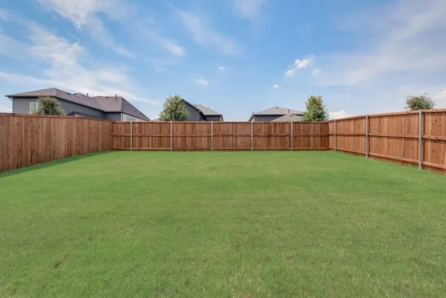 $2,050 | 3014 Isla Terrace, Princeton, TX 75407